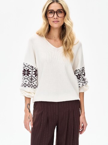 Blue Shadow Sweater in Beige: front