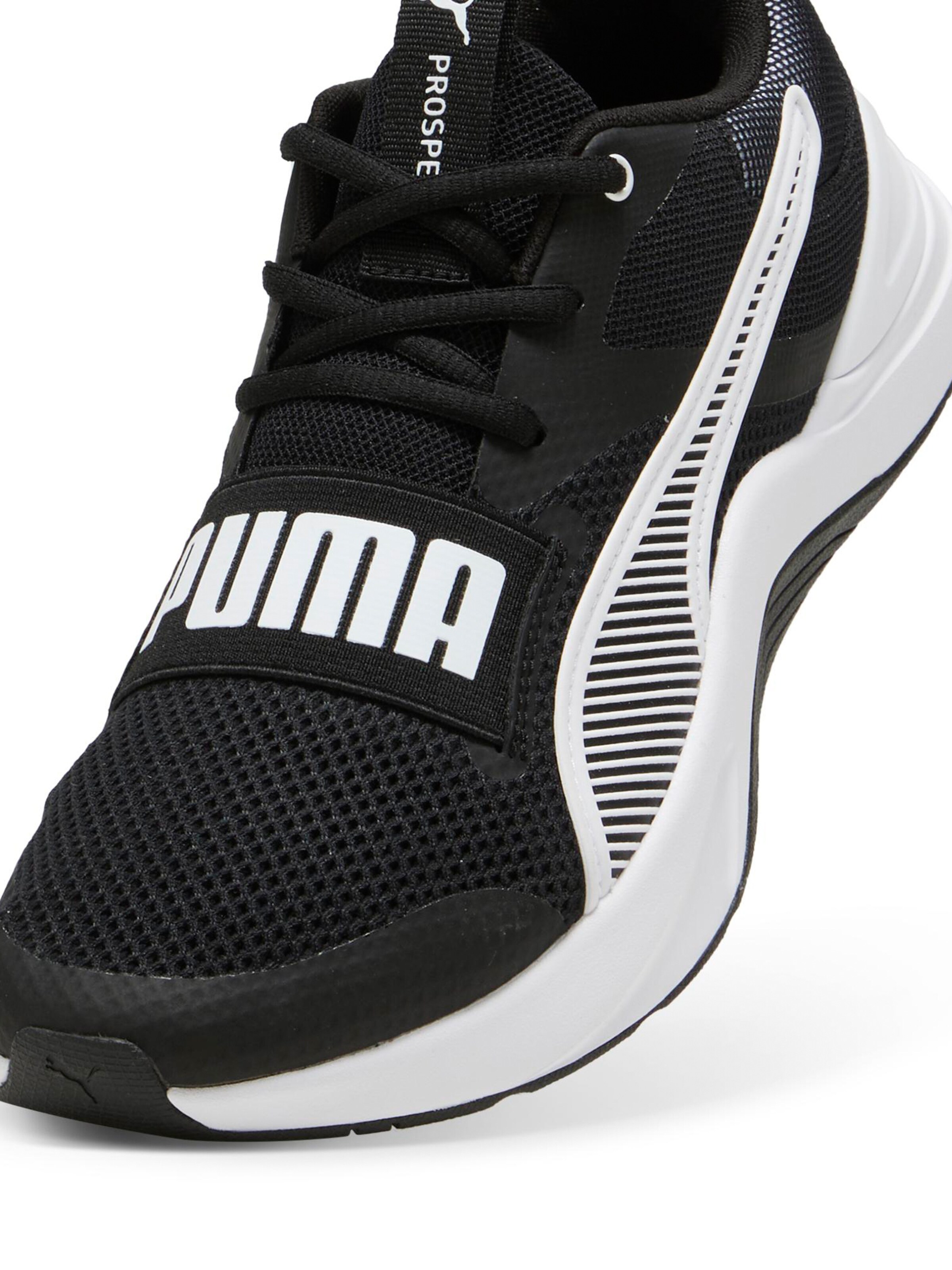 melns PUMA Sporta apavi