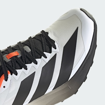 Chaussure basse 'Agravic 4' ADIDAS TERREX en blanc