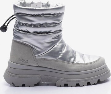 BOSS Dress Boots in 39 in Silver: front