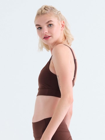 Rockupy Performance shirt 'Chocolate' in Brown