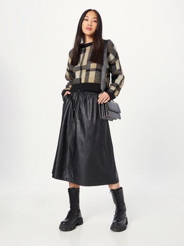 b.young Skirt 'Esoni' in Black