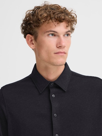 Coupe regular Chemise ' CFARKAN ' Casual Friday en noir