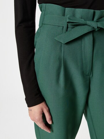 VILA Normální Kalhoty se sklady v pase 'Riley Hana' – zelená