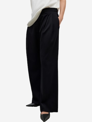 Adolfo Dominguez Zvonové kalhoty Kalhoty se sklady v pase – černá: přední strana