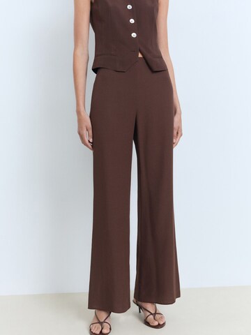 MANGO Flared Hose 'NINA-H' in Braun: Vorderseite