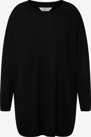 Studio Untold Sweater in Black: front