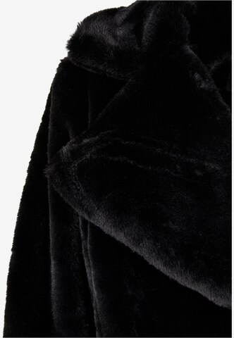 Urban Classics Χειμερινό μπουφάν σε μαύρο