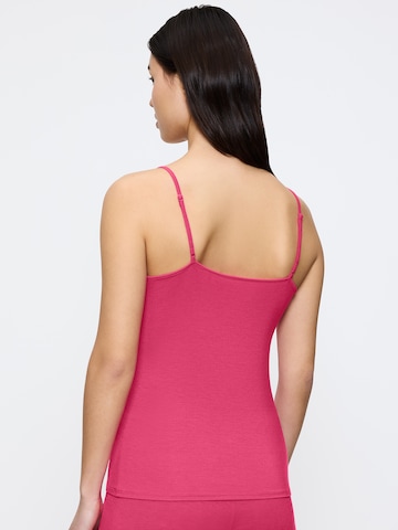 Chemise de nuit ' Aura Spotlight Camisole ' TRIUMPH en rose