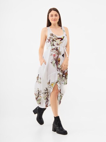 Bolongaro Trevor Kjole 'OPIUM PARACHUTE' i hvid: forside
