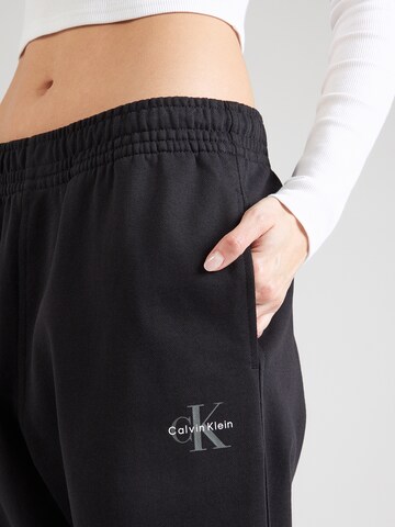 Effilé Pantalon Calvin Klein Jeans en noir
