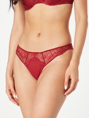 Calvin Klein Underwear Thong in Red: front