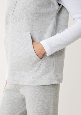 s.Oliver Sweatshirt in Grey