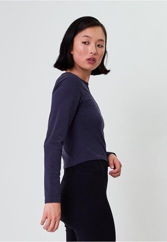 OH APRIL T-shirt 'Ica' i blå