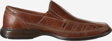 JOSEF SEIBEL Classic Flats in Brown