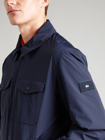 TOMMY HILFIGER Overgangsjakke i blå