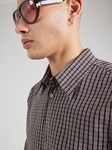 WEEKDAY Regular fit Πουκάμισο 'Oscar' σε μαύρο