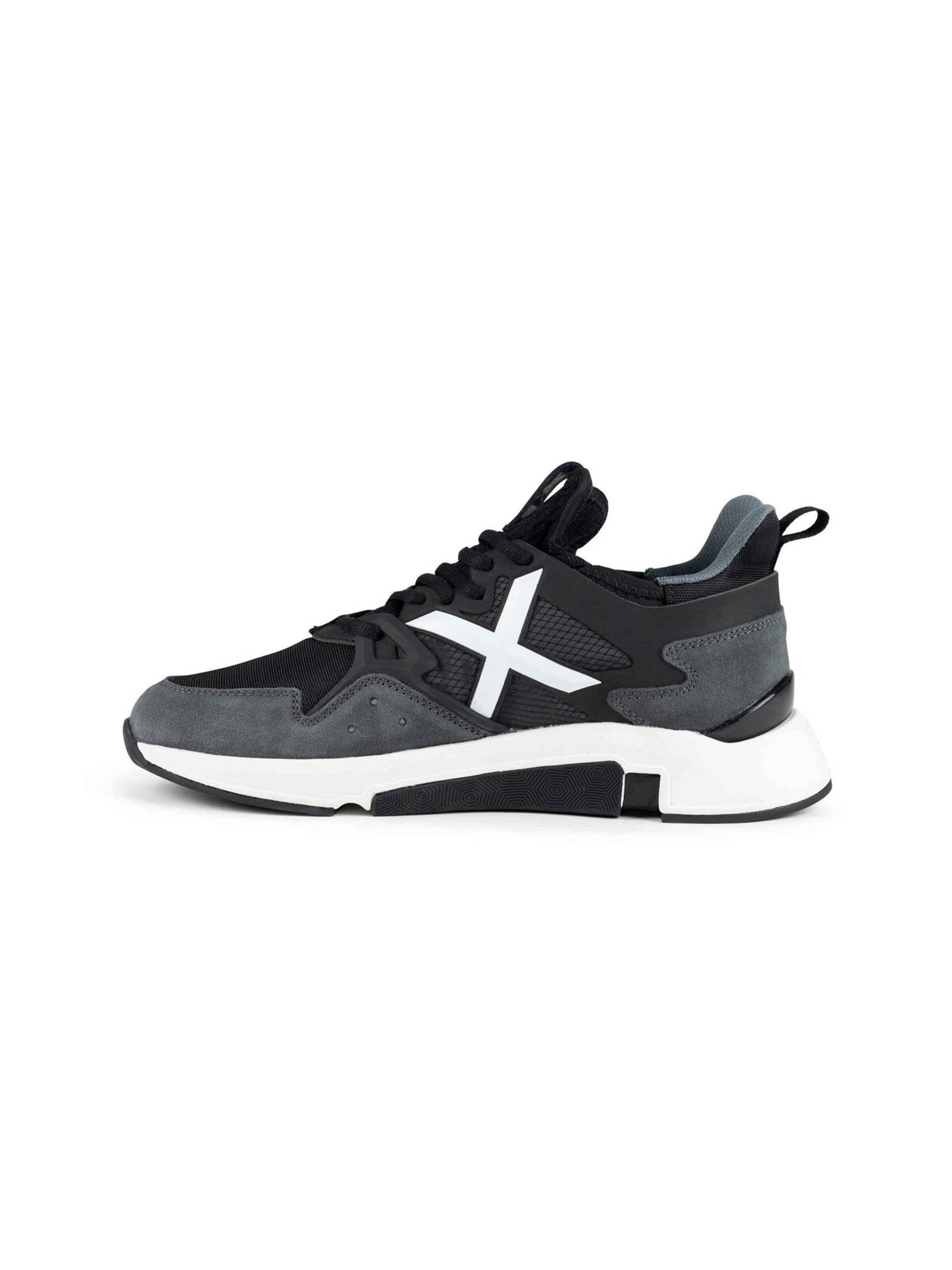 MUNICH Sneaker  'CLIK' in Schwarz: Vorderseite