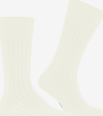BURLINGTON Socks 'Duke Street' in White: front
