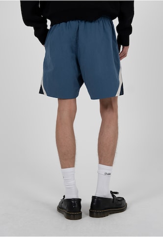 Prohibited Regular Sportshorts 'Racer' in Blau