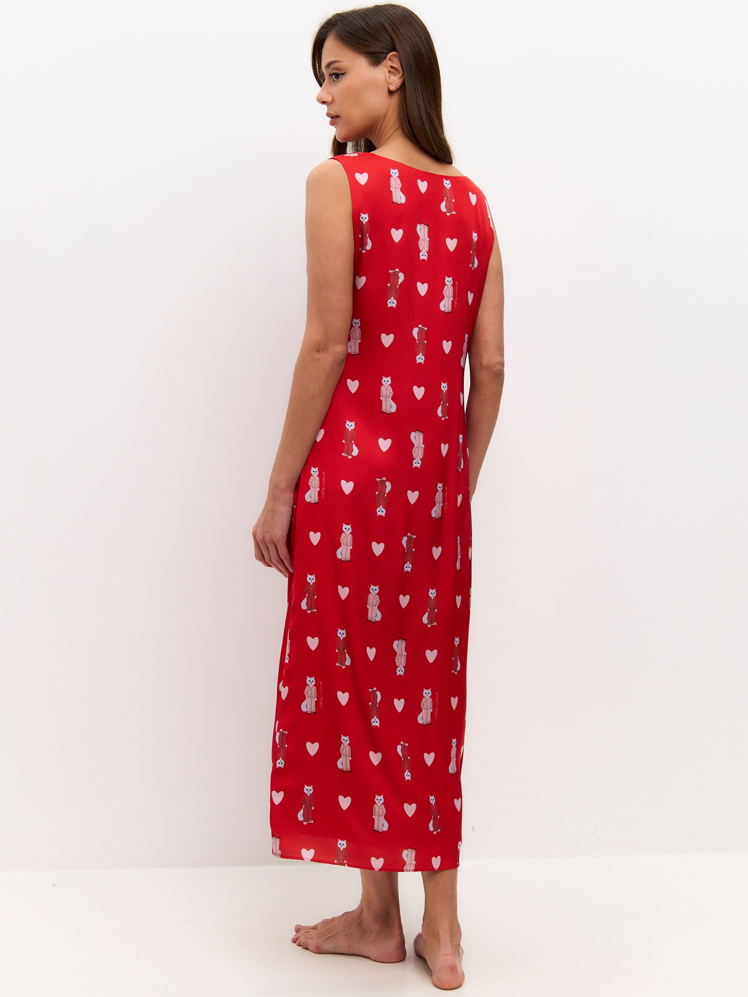 Cat e Lolette Kesämekko 'Loungewear dress' värissä punainen