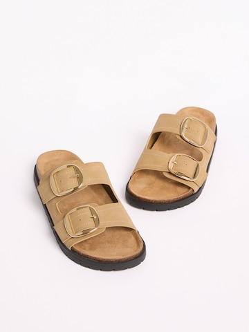 bēšs Friends Like These Ādas čības