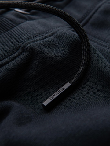 Ombre Regular Sportbroek in Zwart