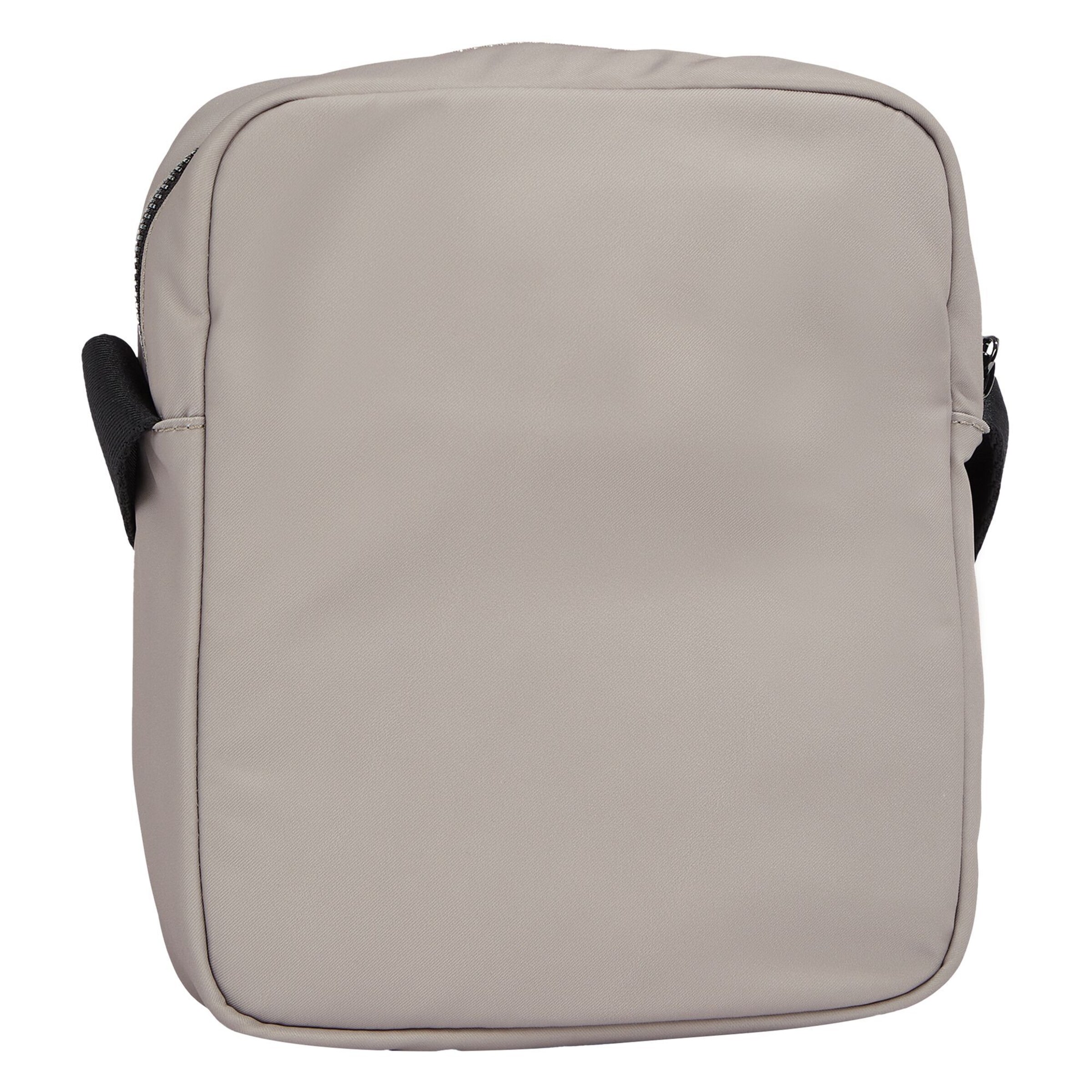 Calvin Klein Umhängetasche "Est." in Grün