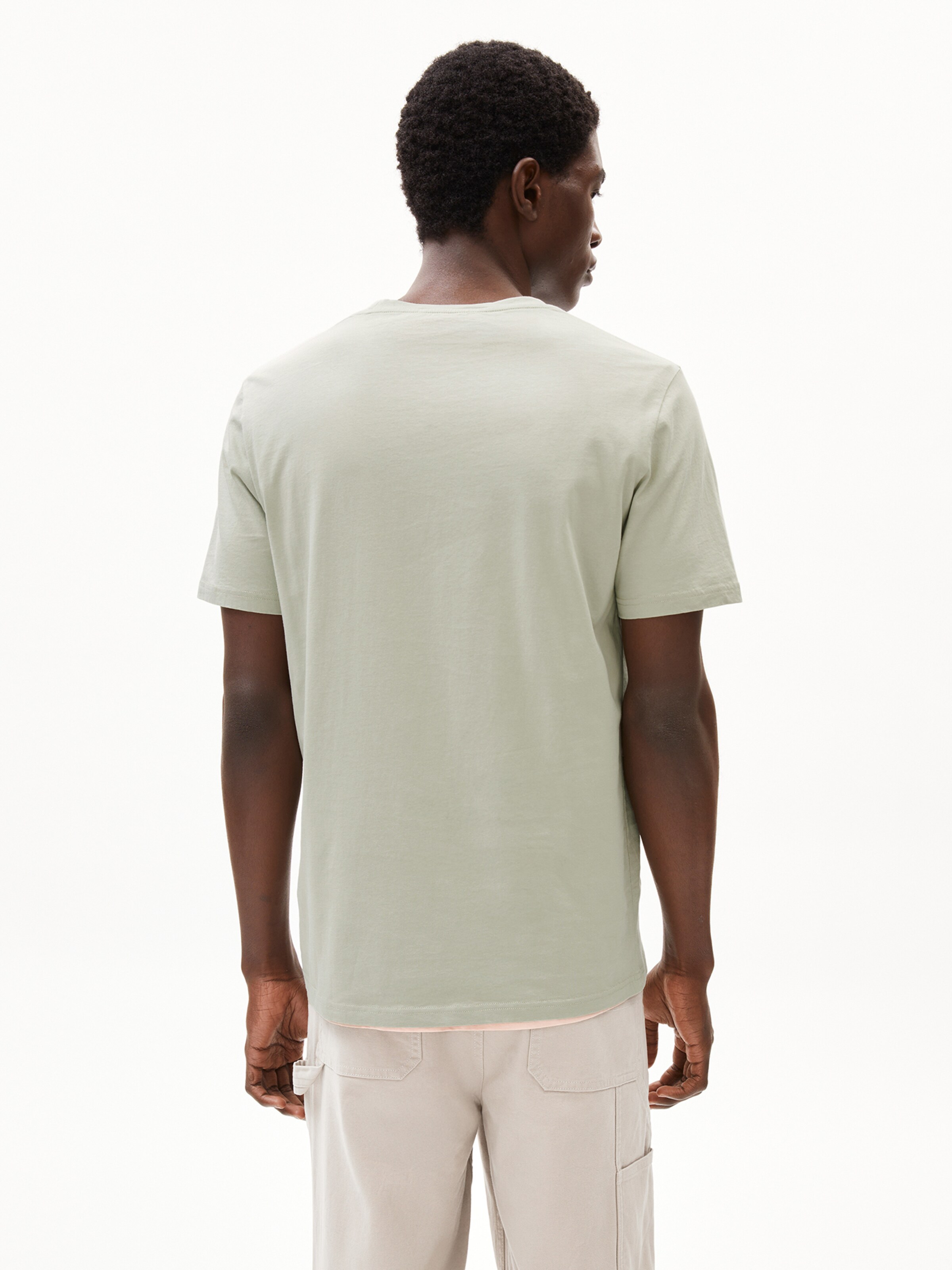 ARMEDANGELS Regular Fit T-Shirt ' JAAMES ' in Grün: Vorderseite