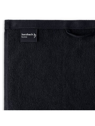Serviette 'Deep Black' Herzbach home en noir