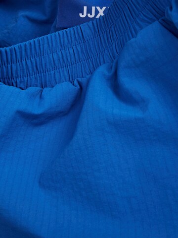 Effilé Pantalon 'HAILEY' JJXX en bleu