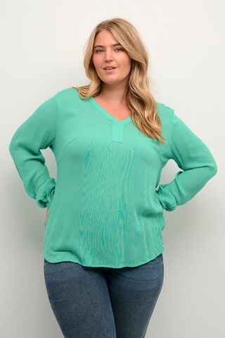 Camicia da donna 'Ami' di KAFFE CURVE in verde: frontale