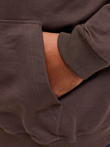 Jack & Jones Plus Sweatshirt in Brown