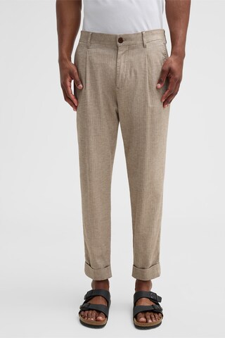 STRELLSON Tapered Pleat-Front Pants 'Louis' in Brown: front
