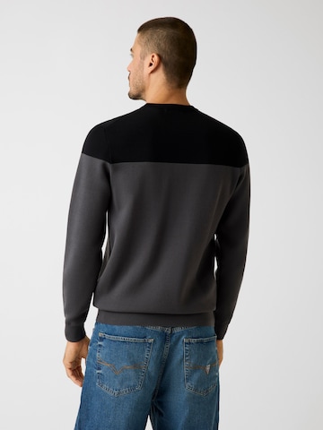 GUESS Πουλόβερ 'KANTU' σε γκρι