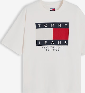 Tricou de la Tommy Jeans pe alb: față
