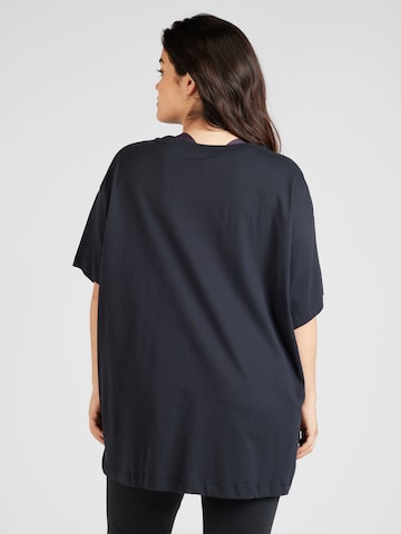 Nike Sportswear Shirt 'Essential' in Black