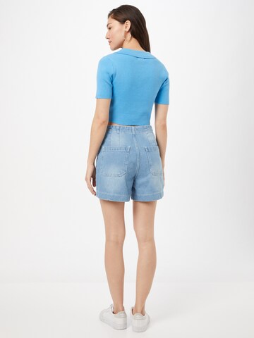 Trendyol Regular Shorts in Blau