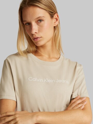 Calvin Klein Jeans - Camiseta en beige