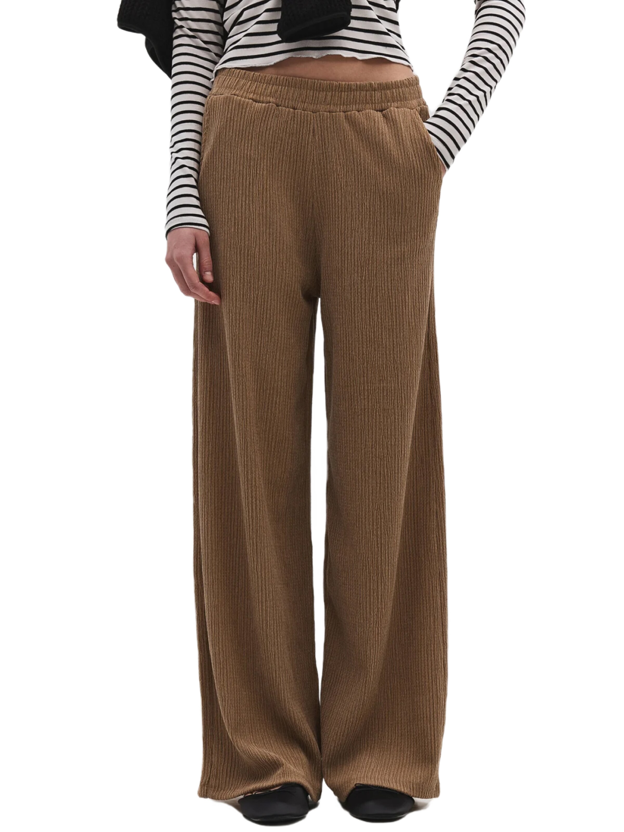 No Matter What Wide Leg Hose in Braun: Vorderseite