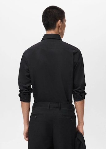 MANGO MAN Slim fit Button Up Shirt 'Bilbao' in Black