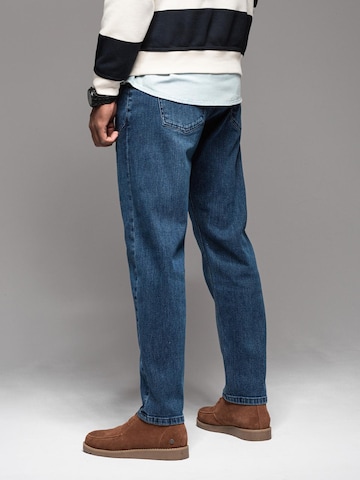 Ombre Tapered Jeans in Blue
