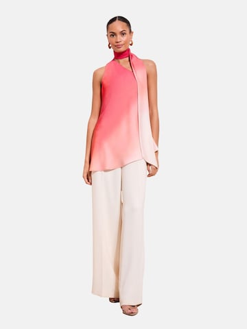 Friends Like These Blouse in Rood: voorkant