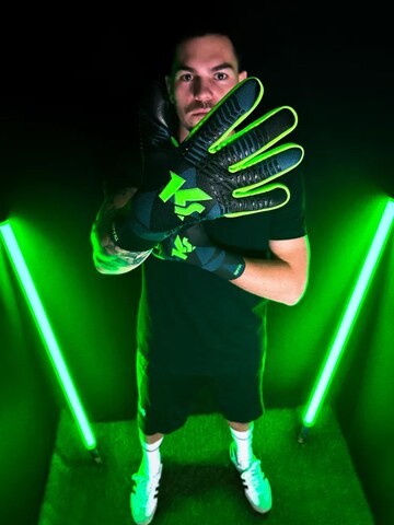 KEEPERsport Rękawiczki sportowe 'Hero NC' w kolorze czarny