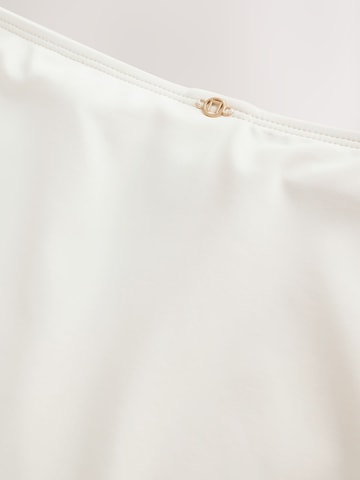 Slip bikini di Next in beige