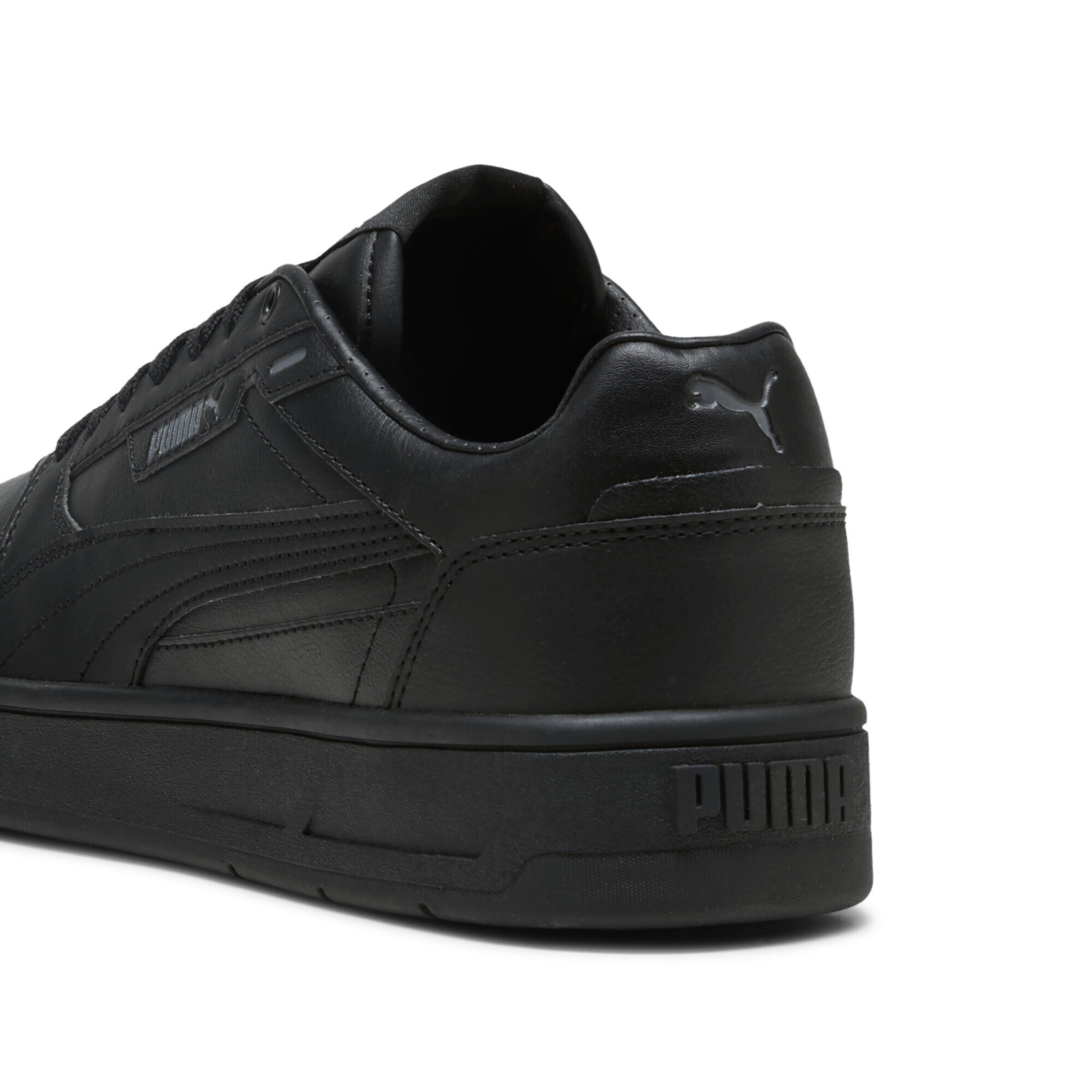 Baskets basses 'Classic' PUMA en noir