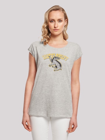F4NT4STIC T-Shirt 'Harry Potter Hufflepuff Sport Emblem' in Grau: predná strana