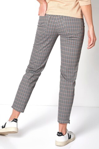 TONI Slim fit Trousers in Mixed colours