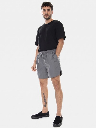 Pantaloni 'Mens Mirage Mox EB Shorts' in 52 PUMA di colore grigio, Visualizzazione prodotti