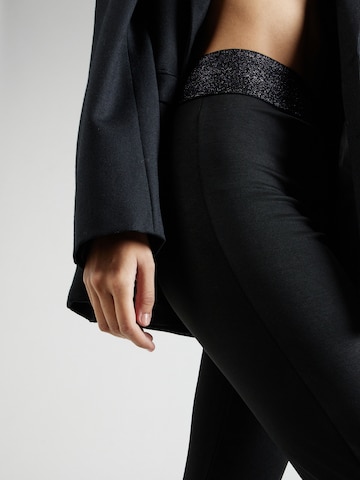 regular Pantaloni 'Tasha' di ABOUT YOU in nero